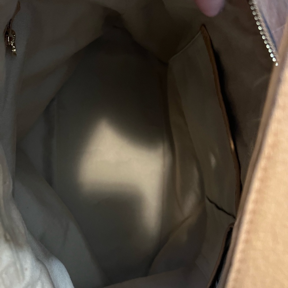MCM Leather Visetos Shoulder Hobo Bag - Picture 14 of 16